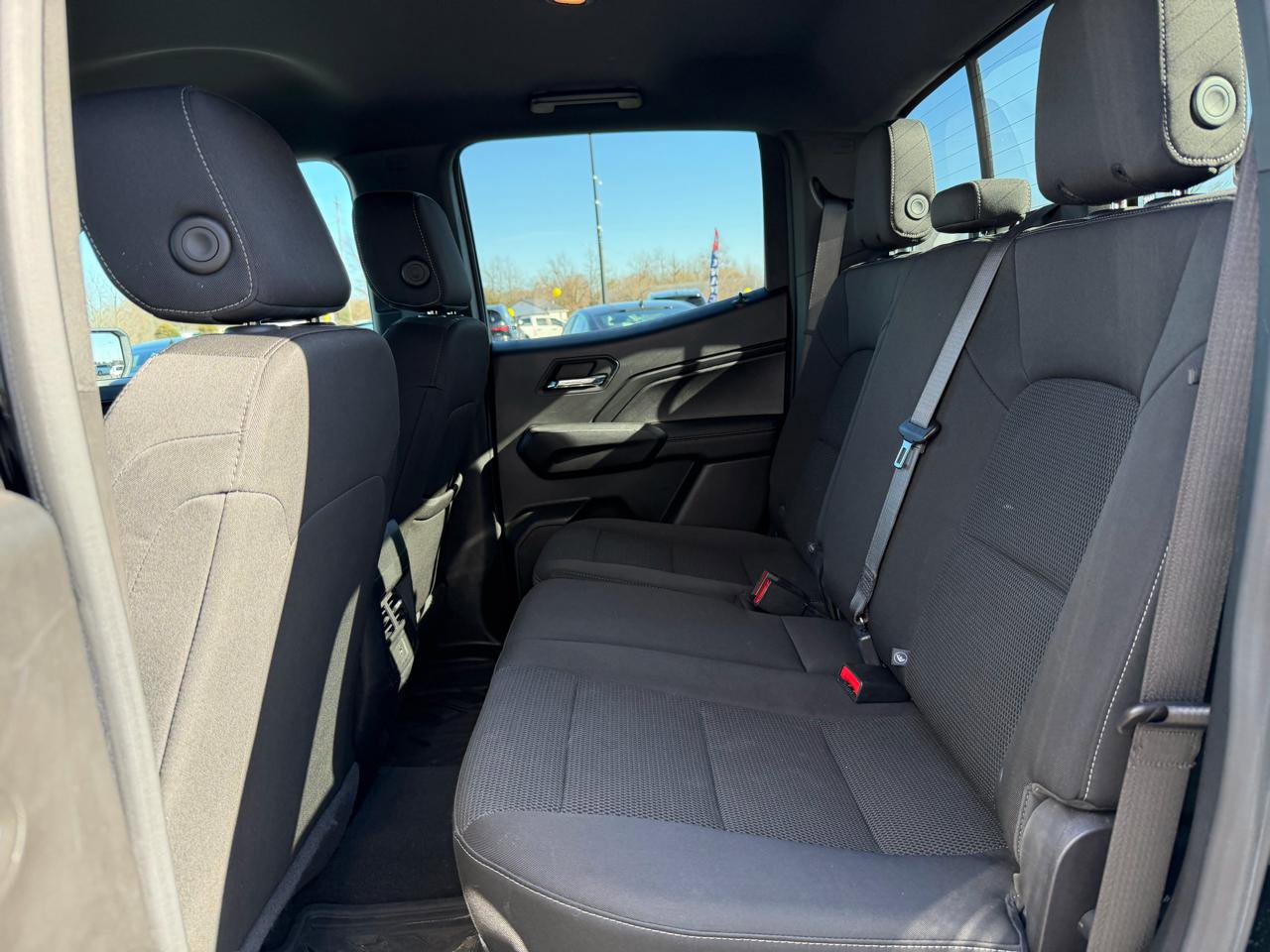 Used 2023 Chevrolet Colorado LT w/ LT Convenience Package image 17