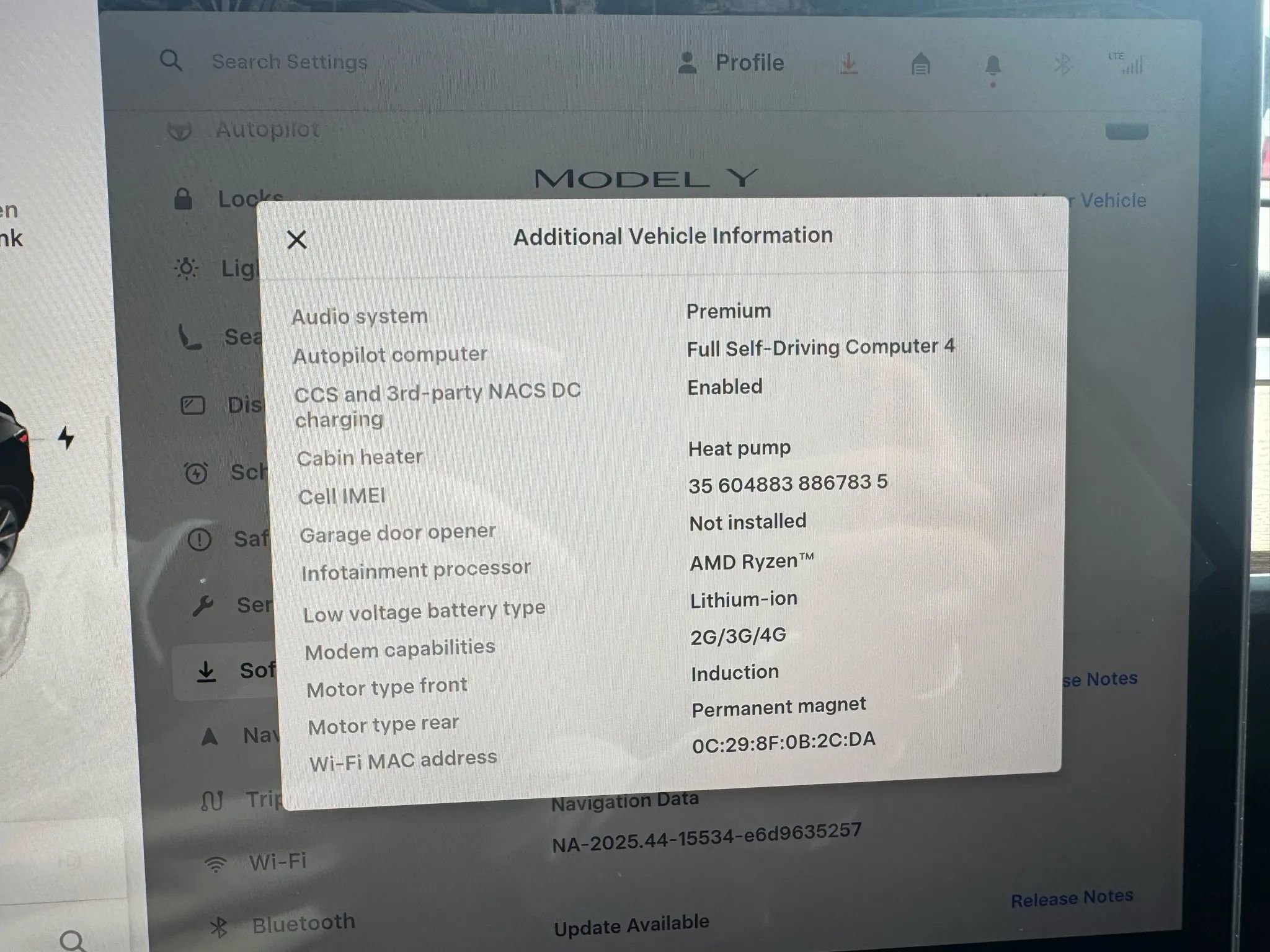 Used 2024 Tesla Model Y Long Range image 17