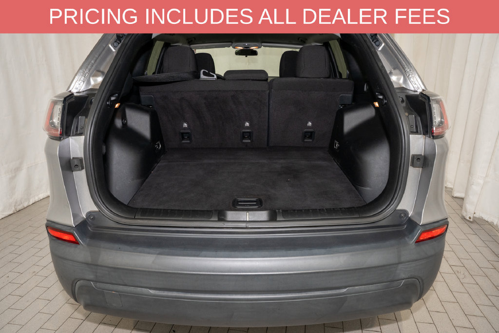 Used 2020 Jeep Cherokee Latitude FWD image 5