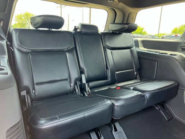 New 2027 Ford Expedition Platinum w/ Stealth Appearance Package RWD image 25
