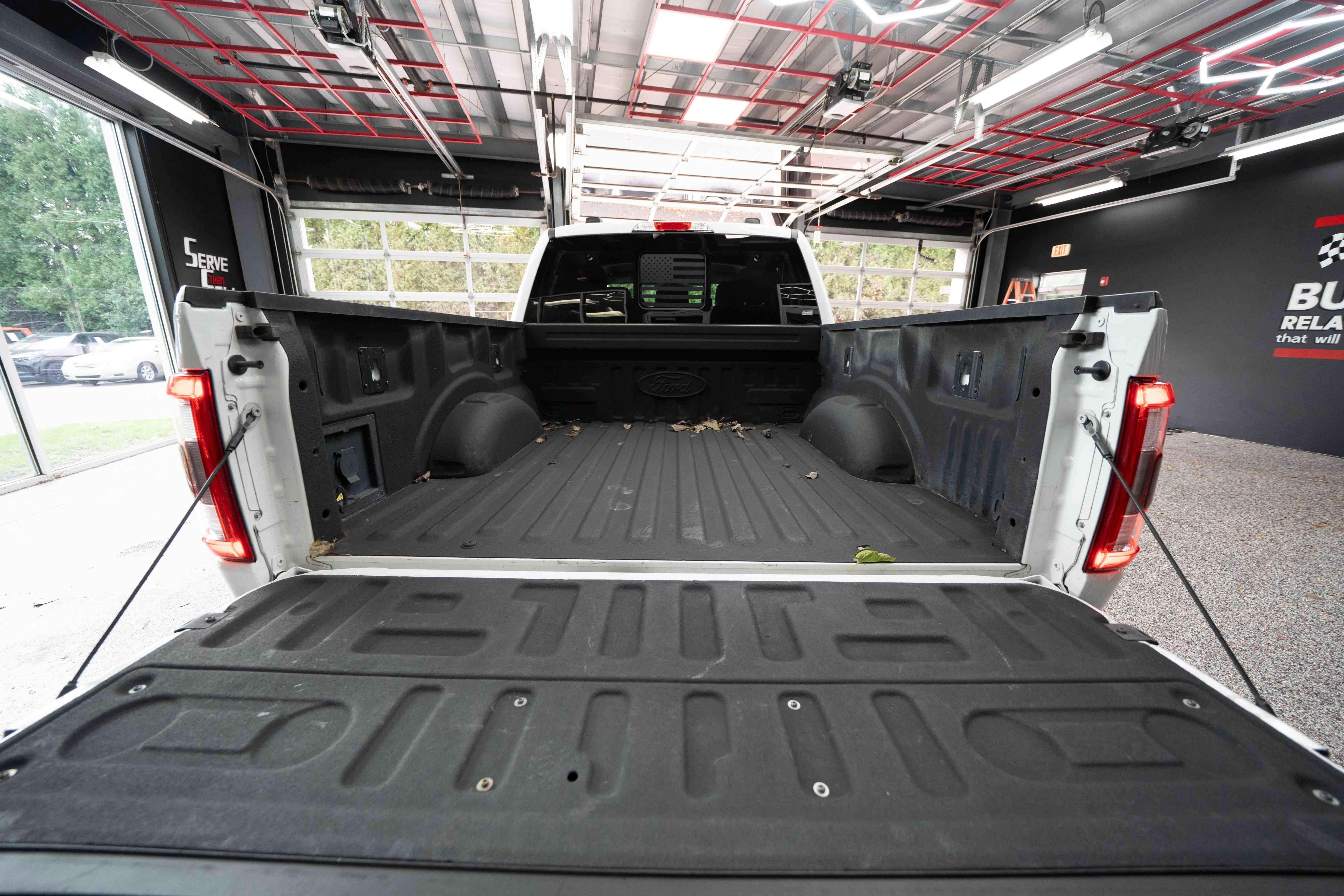 Used 2022 Ford F150 Lariat w/ Equipment Group 501A Mid AWD/4WD image 27