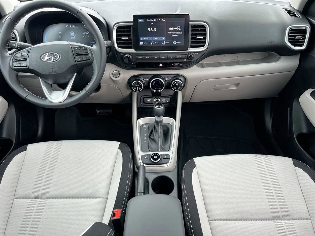 New 2026 Hyundai Venue SEL image 19
