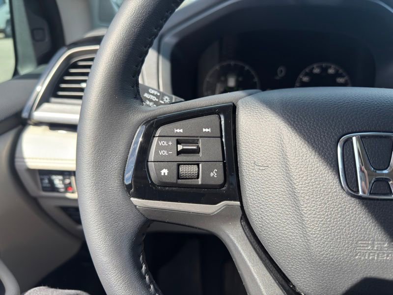 Used 2025 Honda Odyssey Touring image 24