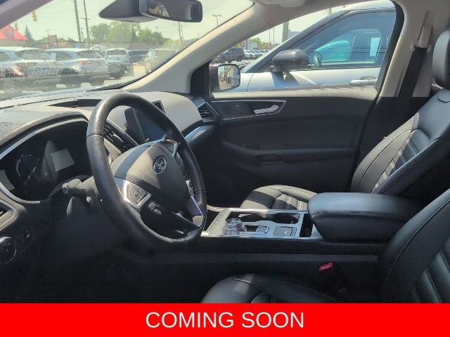 Used 2021 Ford Edge SEL w/ Convenience Package AWD/4WD image 4