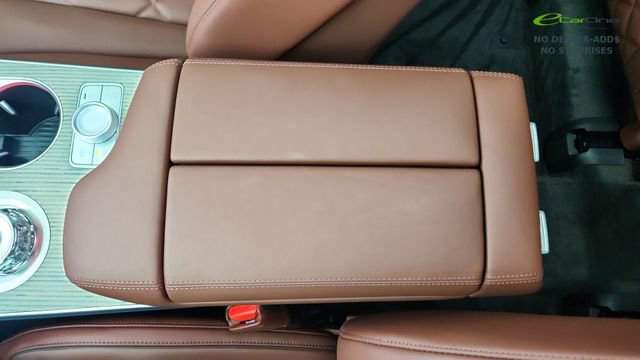 Used 2025 Genesis GV80 3.5T Prestige image 54