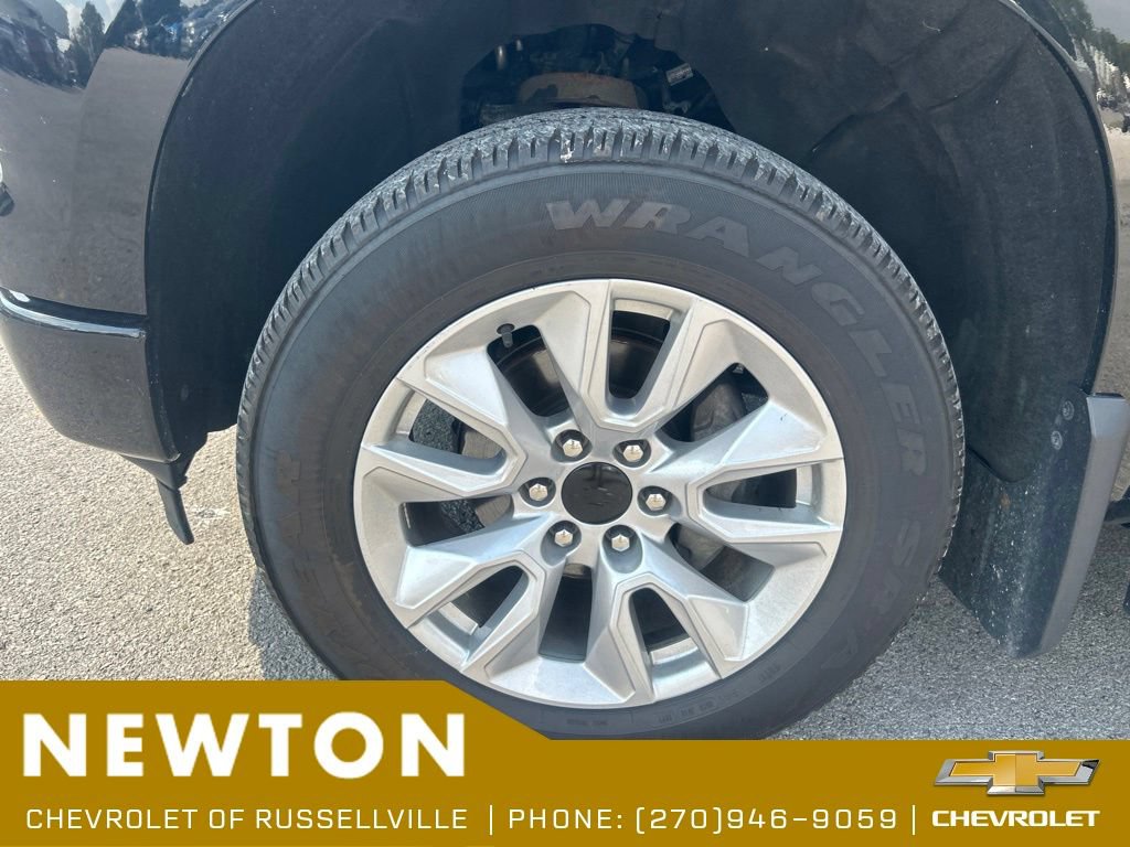 Used 2022 Chevrolet Silverado 1500 Custom AWD/4WD image 13