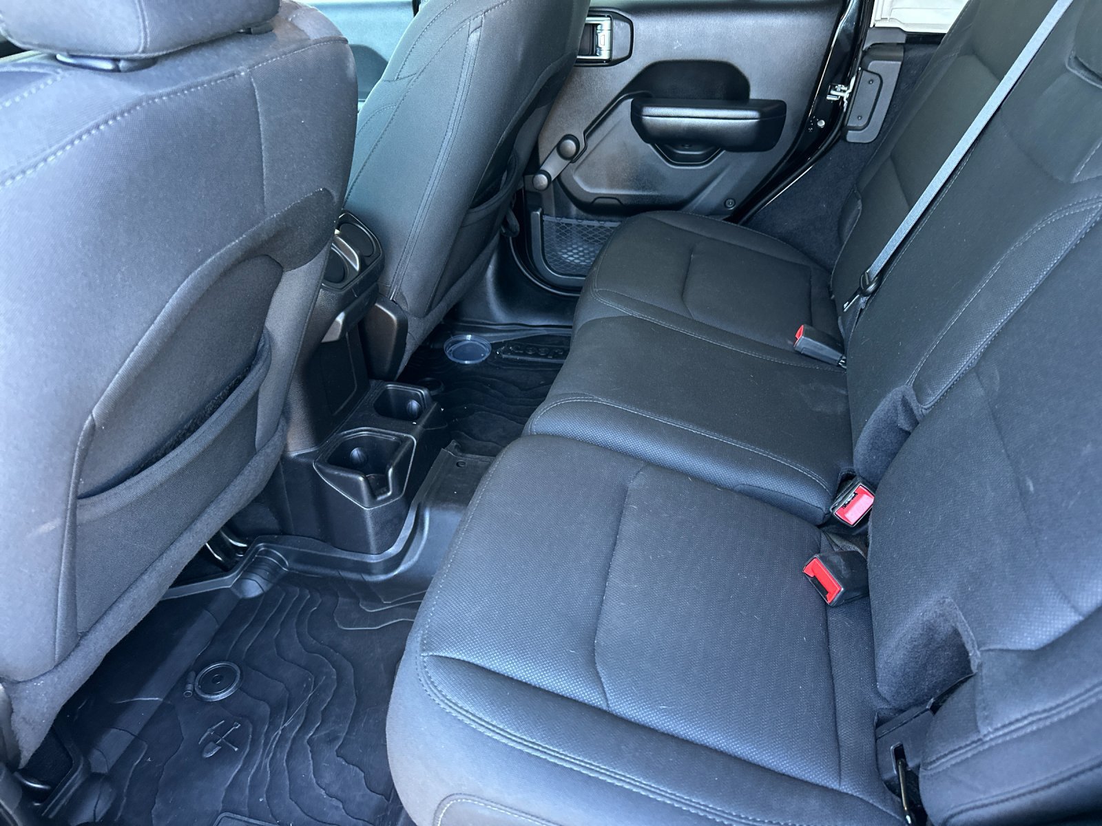 Used 2019 Jeep Wrangler Unlimited Sport AWD/4WD image 12
