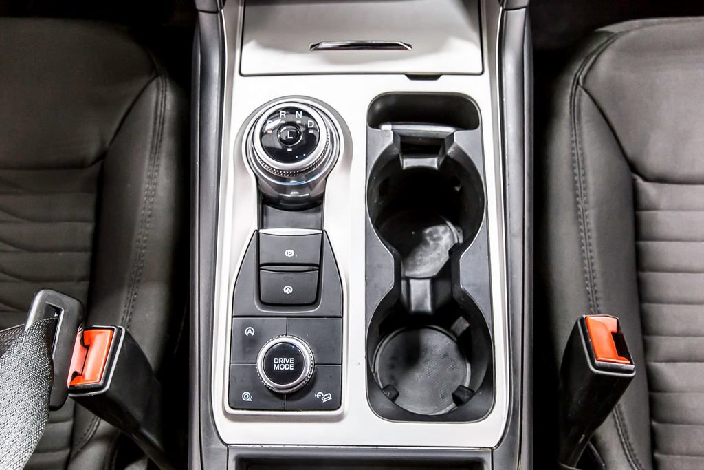 Used 2021 Ford Explorer XLT AWD/4WD image 22