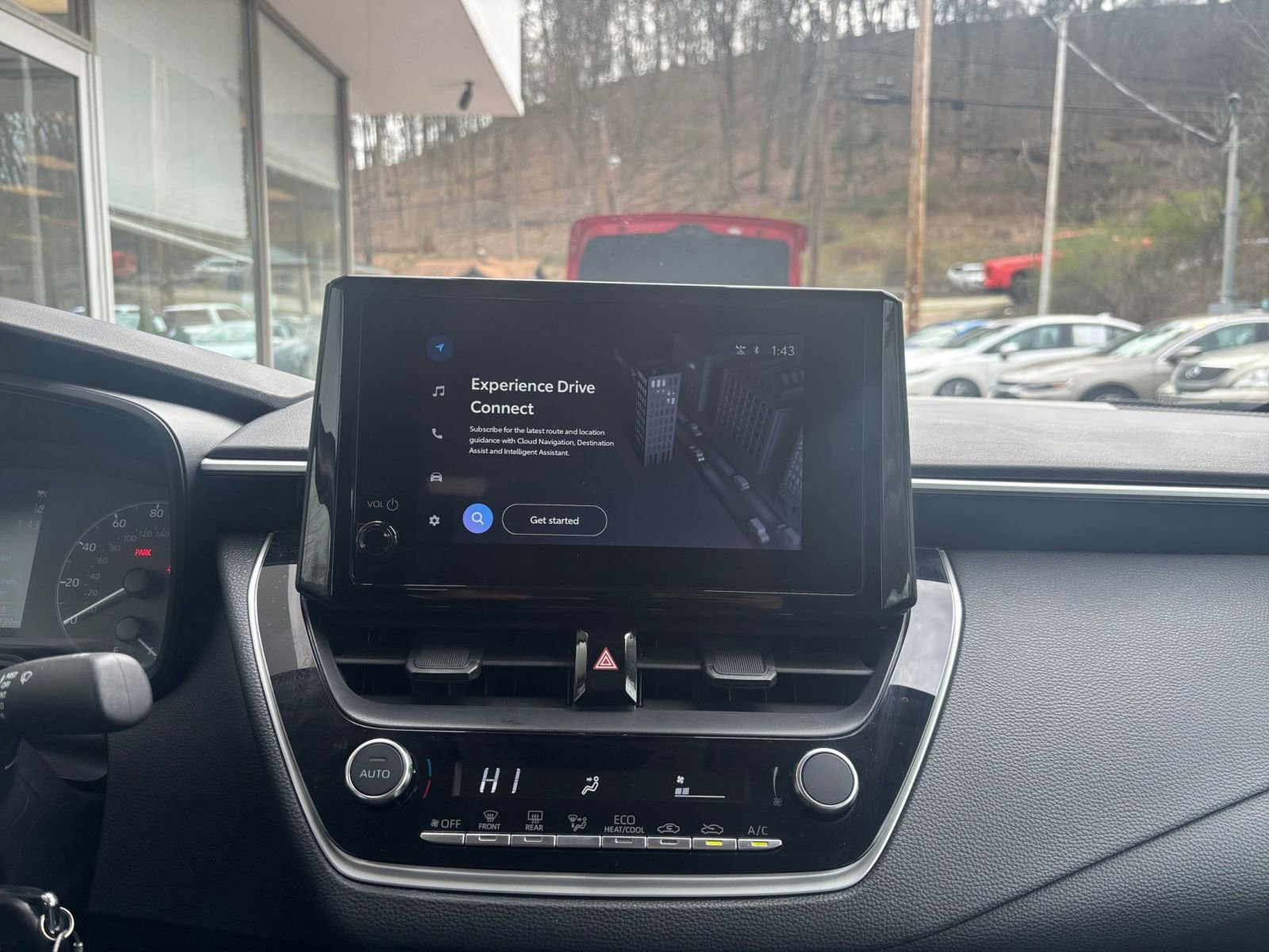 Used 2025 Toyota Corolla LE image 17