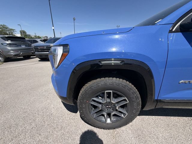 New 2026 GMC Terrain AT4 w/ Technology Package II AWD/4WD image 10
