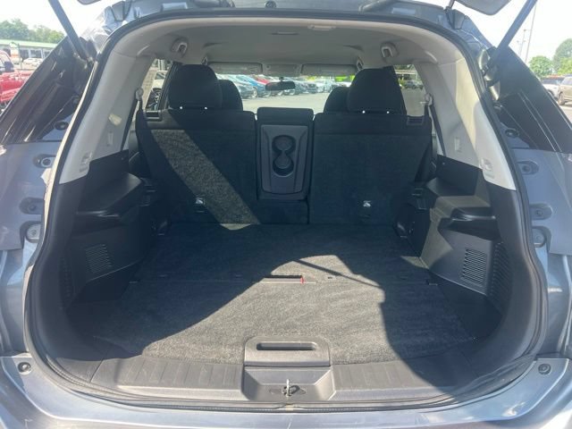 Used 2014 Nissan Rogue SV AWD/4WD image 11