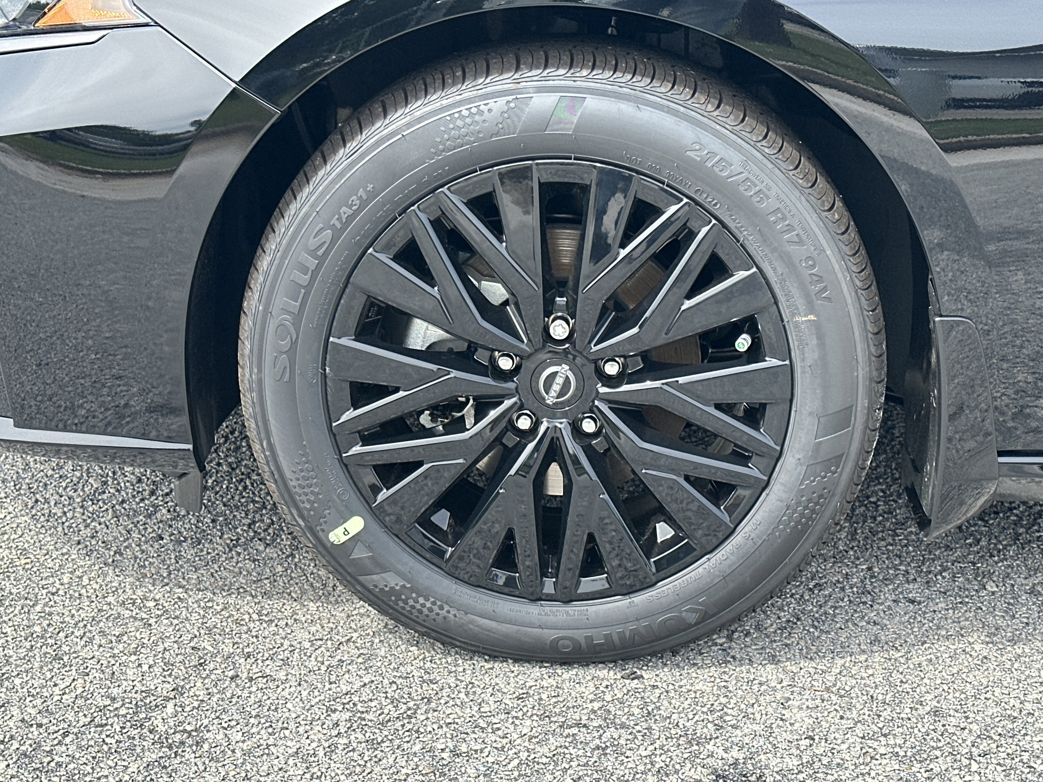 New 2026 Nissan Altima 2.5 SV FWD image 11