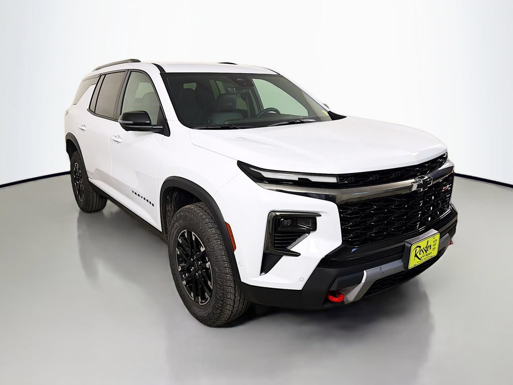 New 2026 Chevrolet Traverse Z71 w/ Enhanced Driving Package AWD/4WD image 3