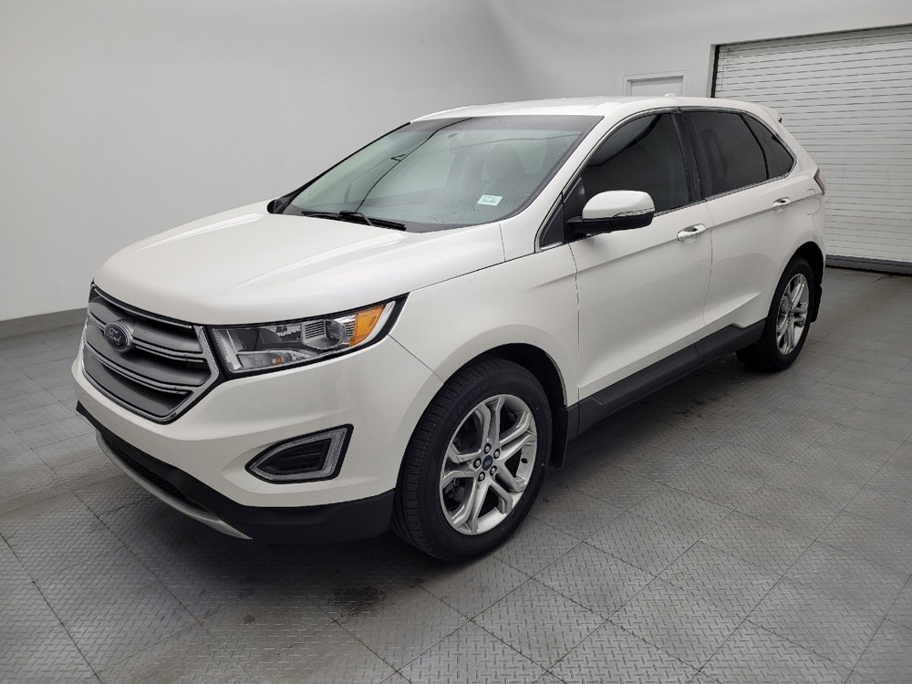 Used 2015 Ford Edge Titanium w/ Technology Package FWD image 2