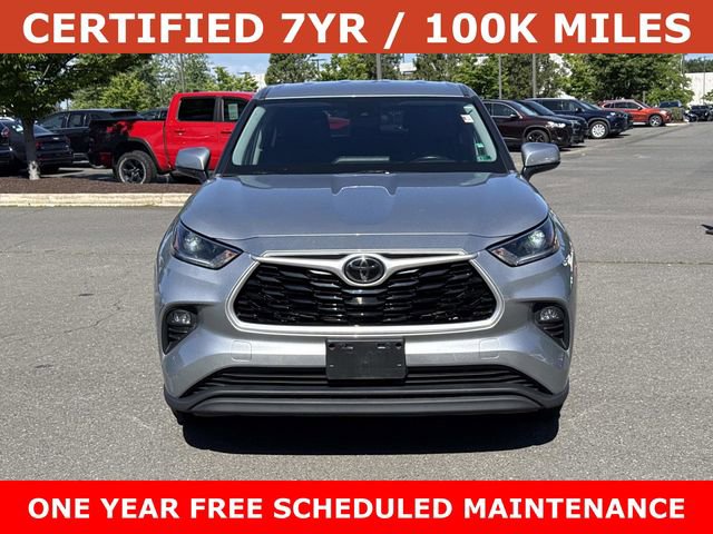 Used 2021 Toyota Highlander LE AWD/4WD image 6