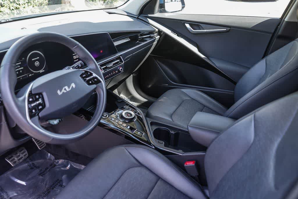 Used 2024 Kia Niro Wave FWD image 19