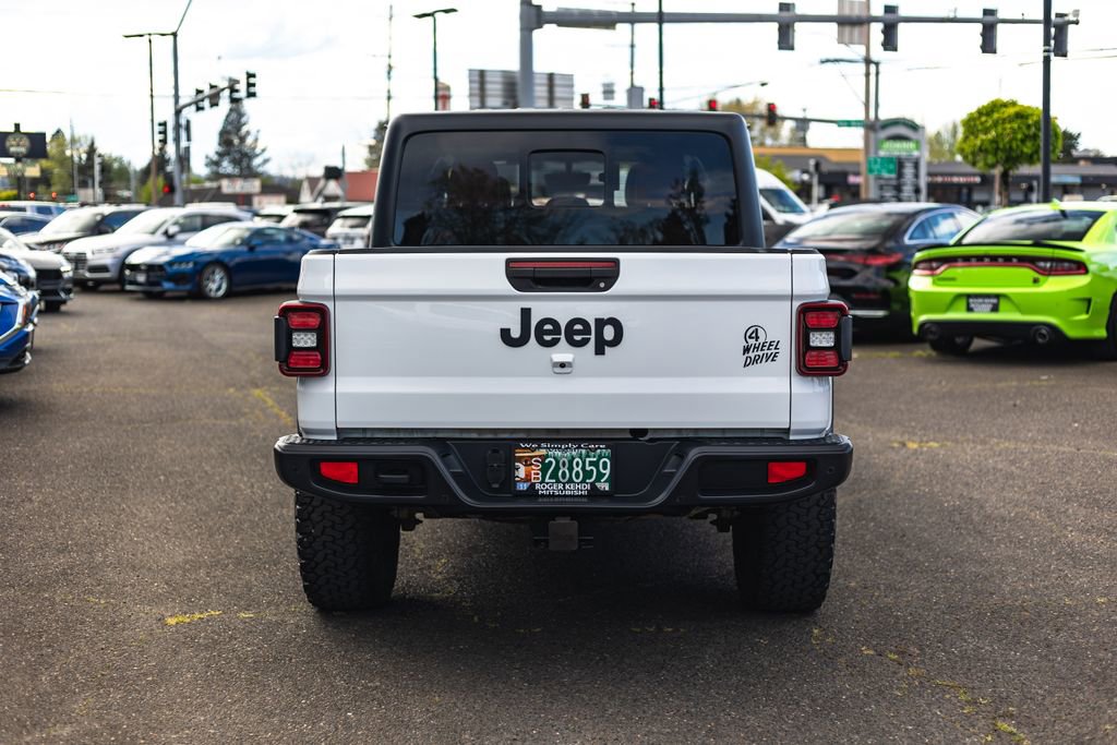 Used 2021 Jeep Gladiator Willys image 10