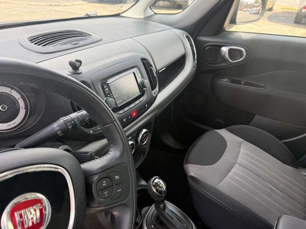 Used 2017 FIAT 500L Pop w/ Popular Equipment Package image 6