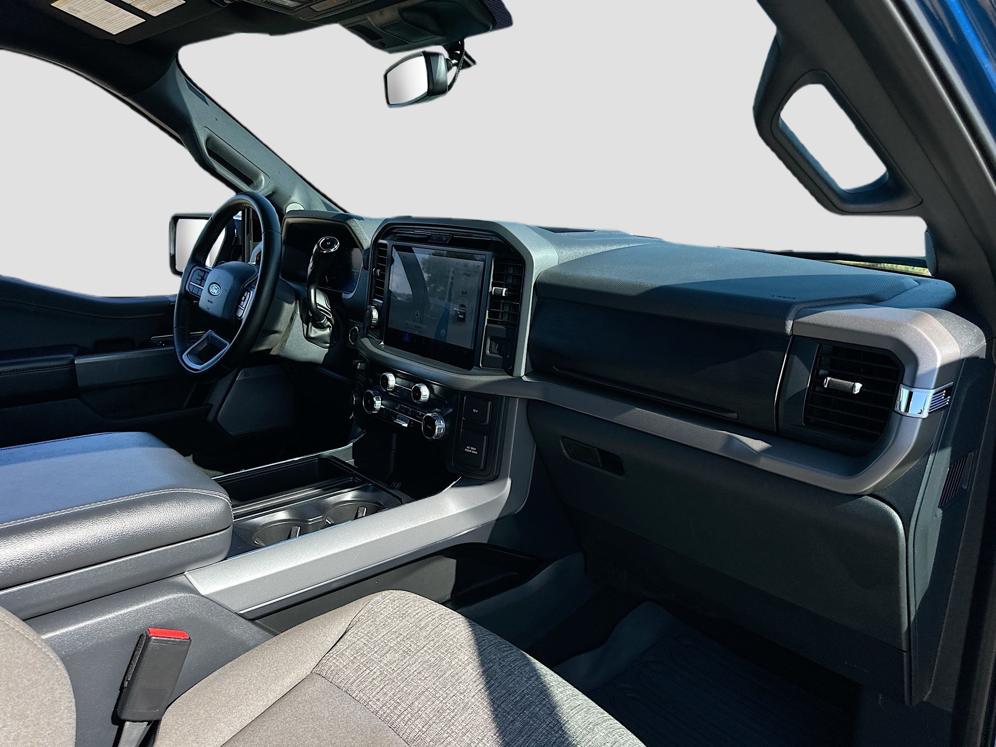Certified 2025 Ford F150 XLT w/ Equipment Group 303A High AWD/4WD image 29
