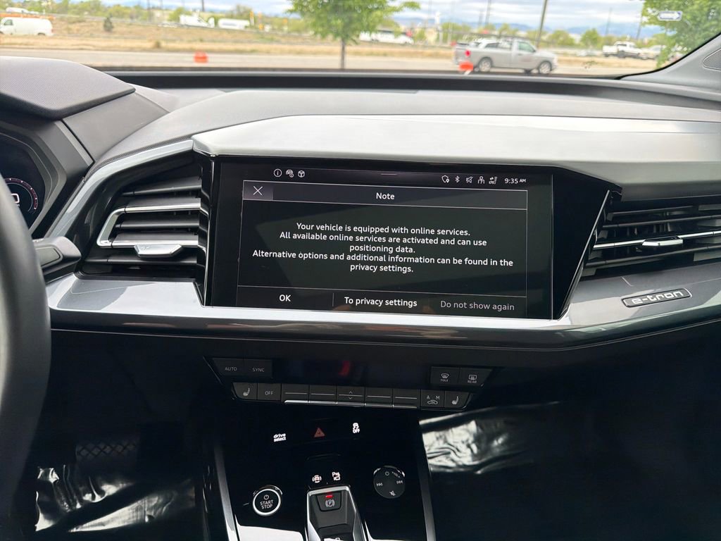 Used 2024 Audi Q4 e-tron Premium Plus w/ Premium Plus image 18