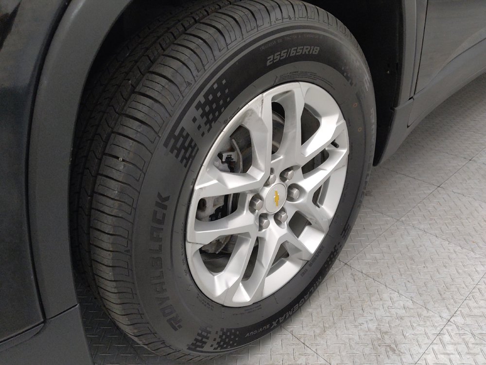Used 2021 Chevrolet Traverse LS w/ LPO, Floor Liner Package AWD/4WD image 31