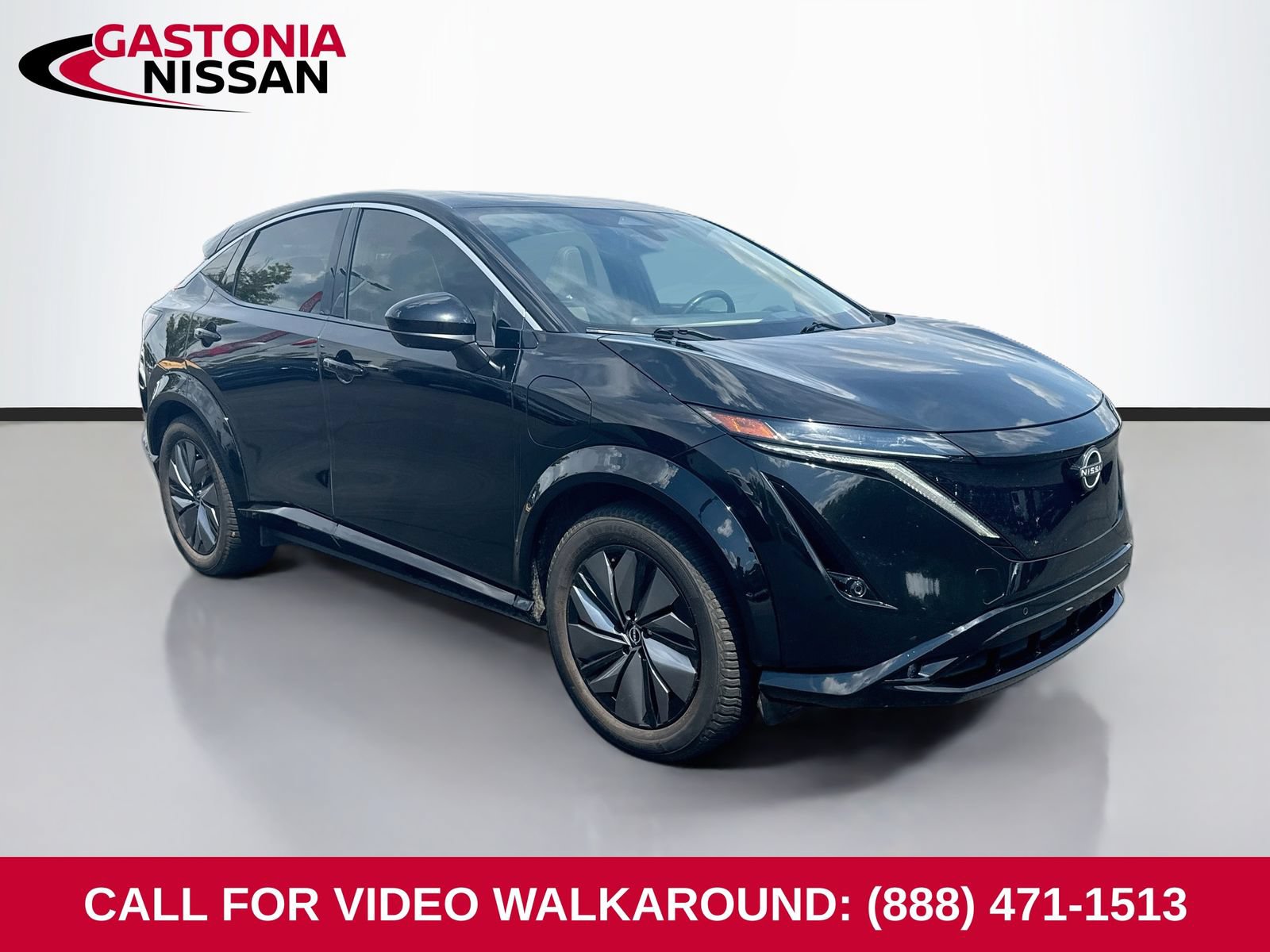 Used 2023 Nissan Ariya FWD image 1