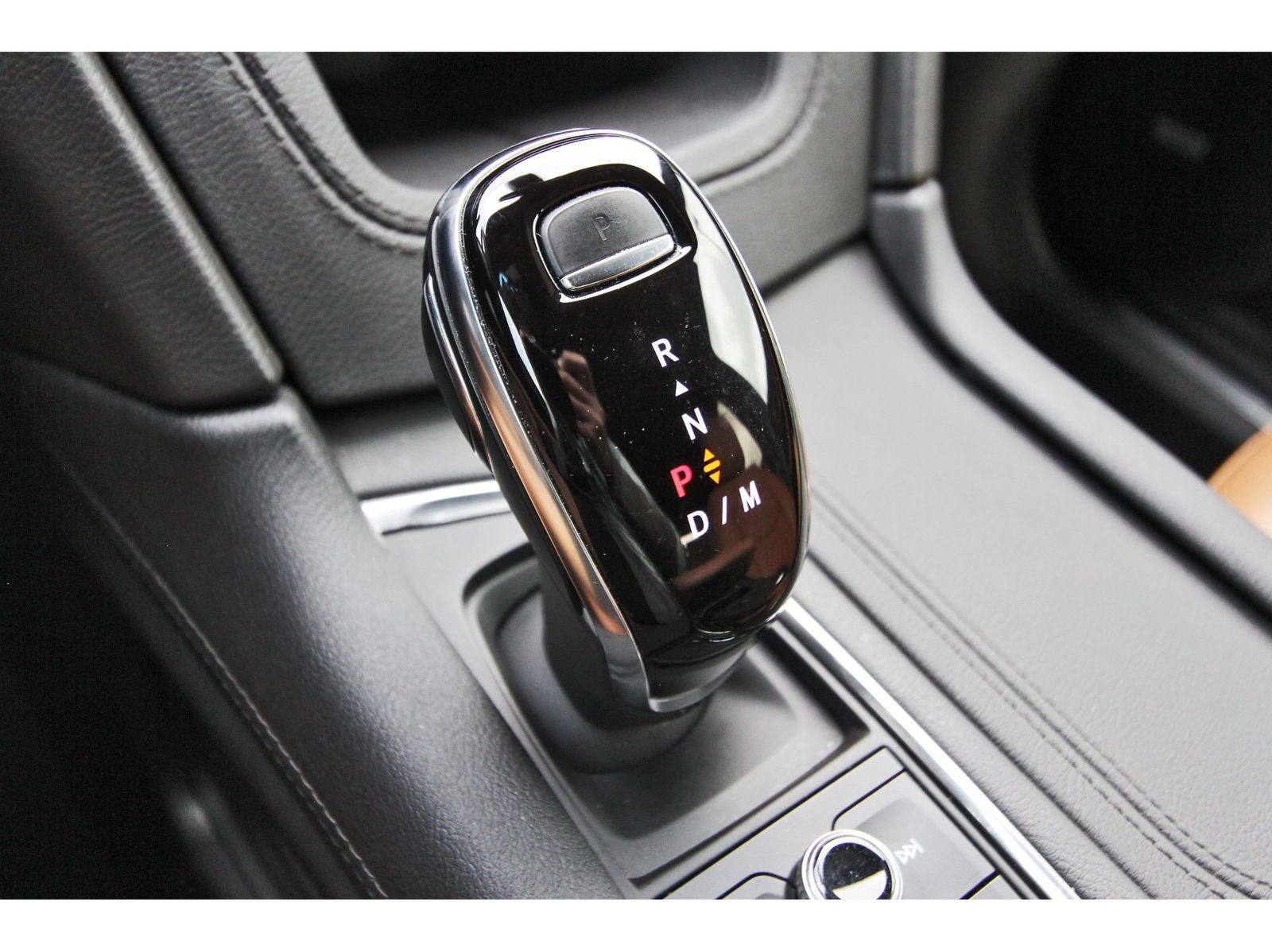 Used 2023 Cadillac XT5 Premium Luxury w/ Technology Package FWD image 27