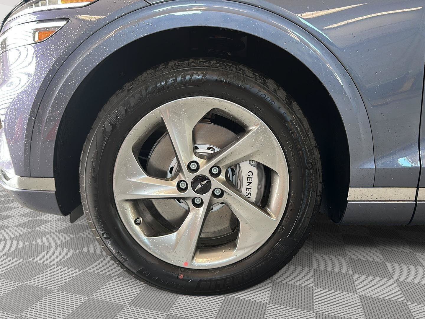 Used 2026 Genesis GV70 2.5T Select AWD/4WD image 9