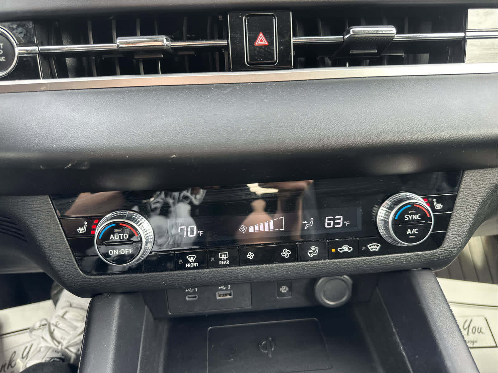 Used 2024 Mitsubishi Outlander SE image 30