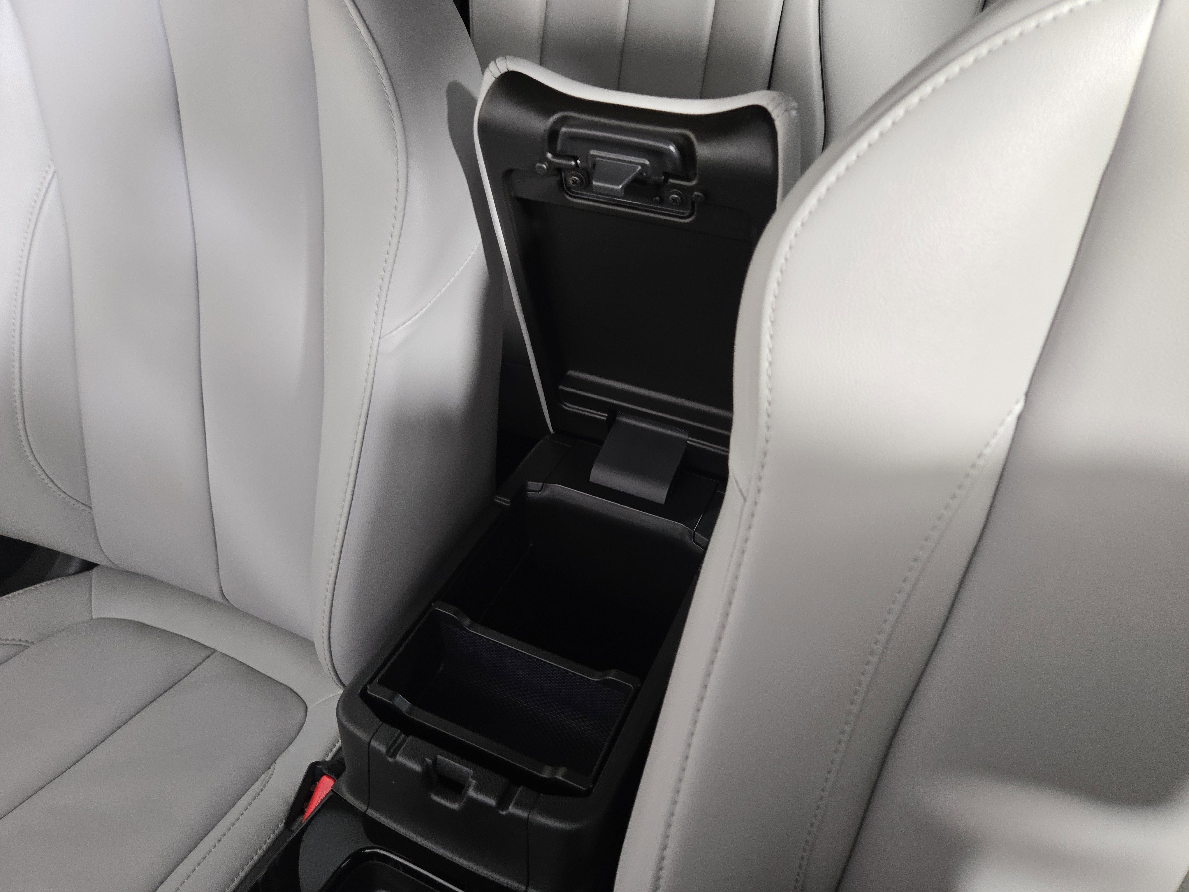 New 2026 Mitsubishi Eclipse Cross SEL image 27