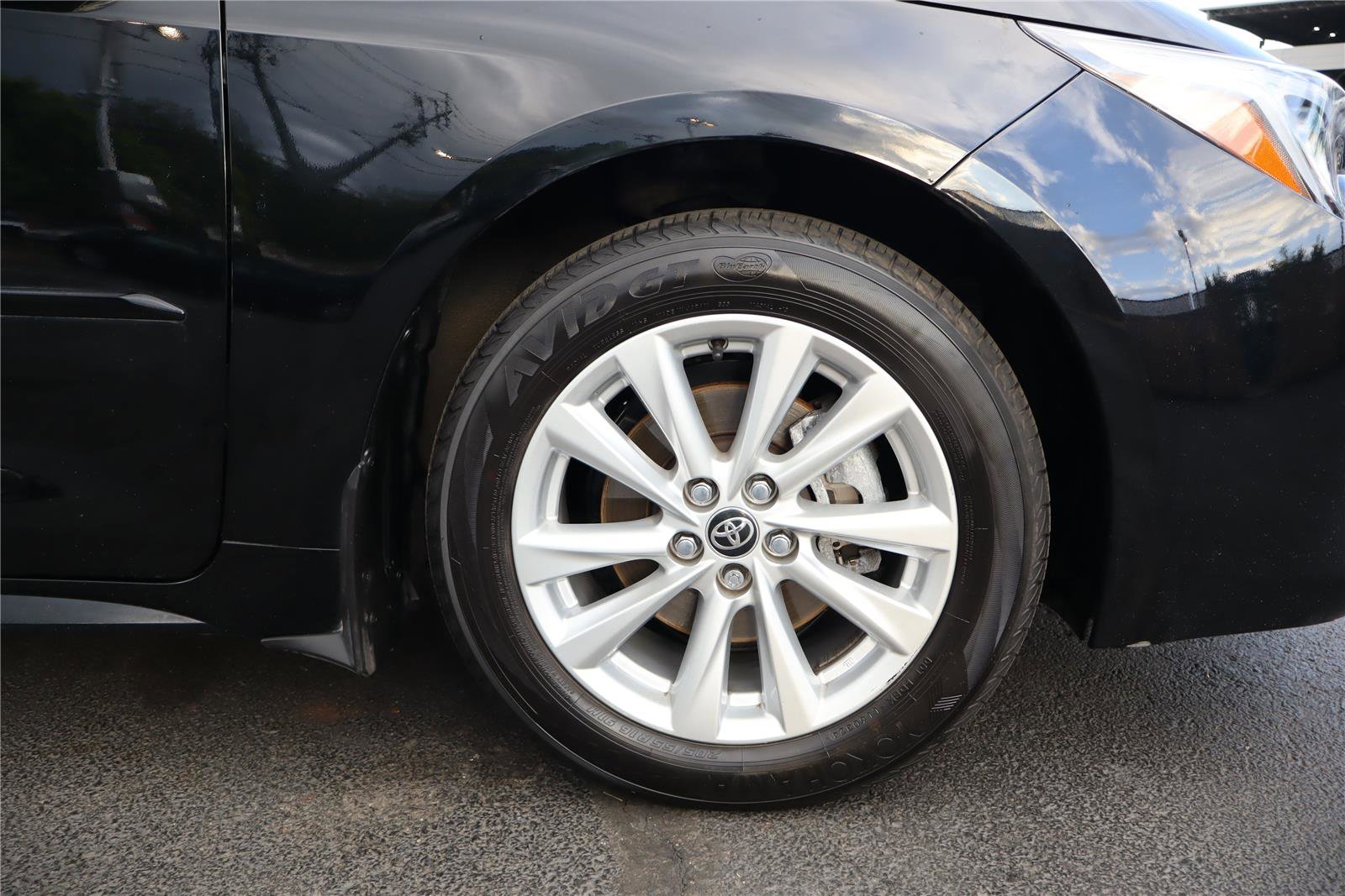Used 2024 Toyota Corolla SE FWD image 11