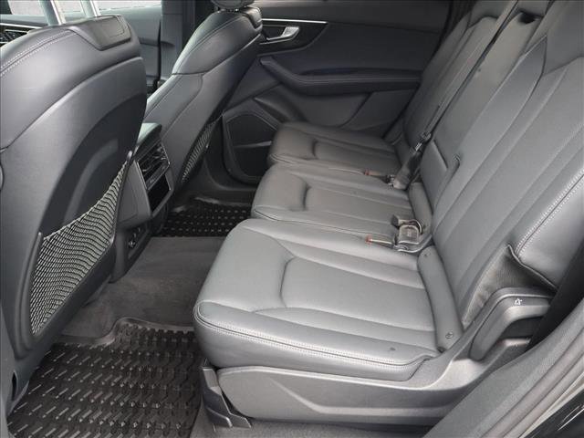 Used 2025 Audi Q7 3.0T Prestige AWD/4WD image 23