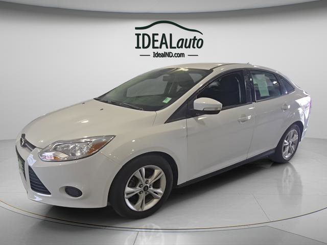 Used 2014 Ford Focus SE w/ SE Winter Package FWD image 1