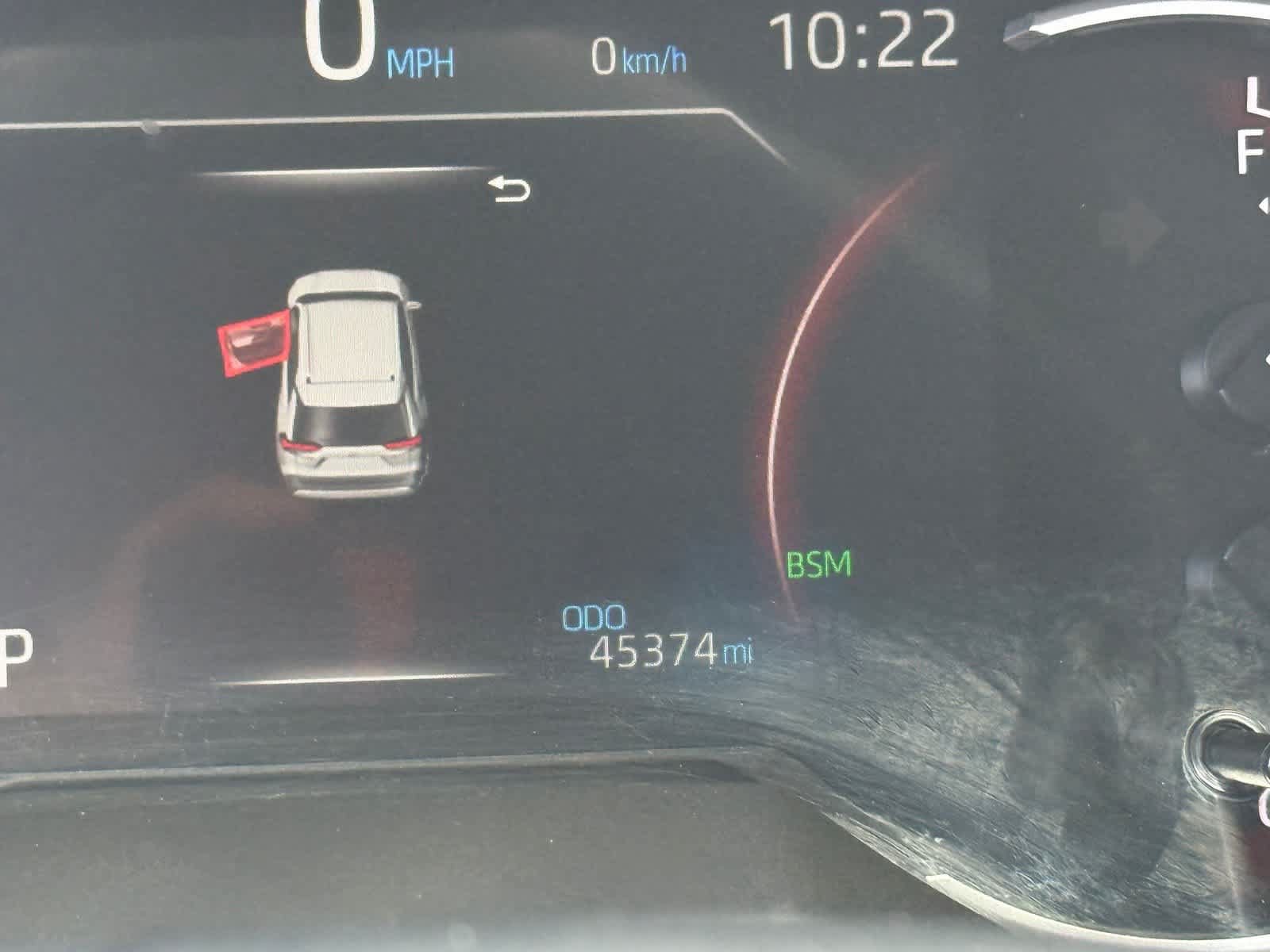 Used 2025 Toyota RAV4 XLE FWD image 20
