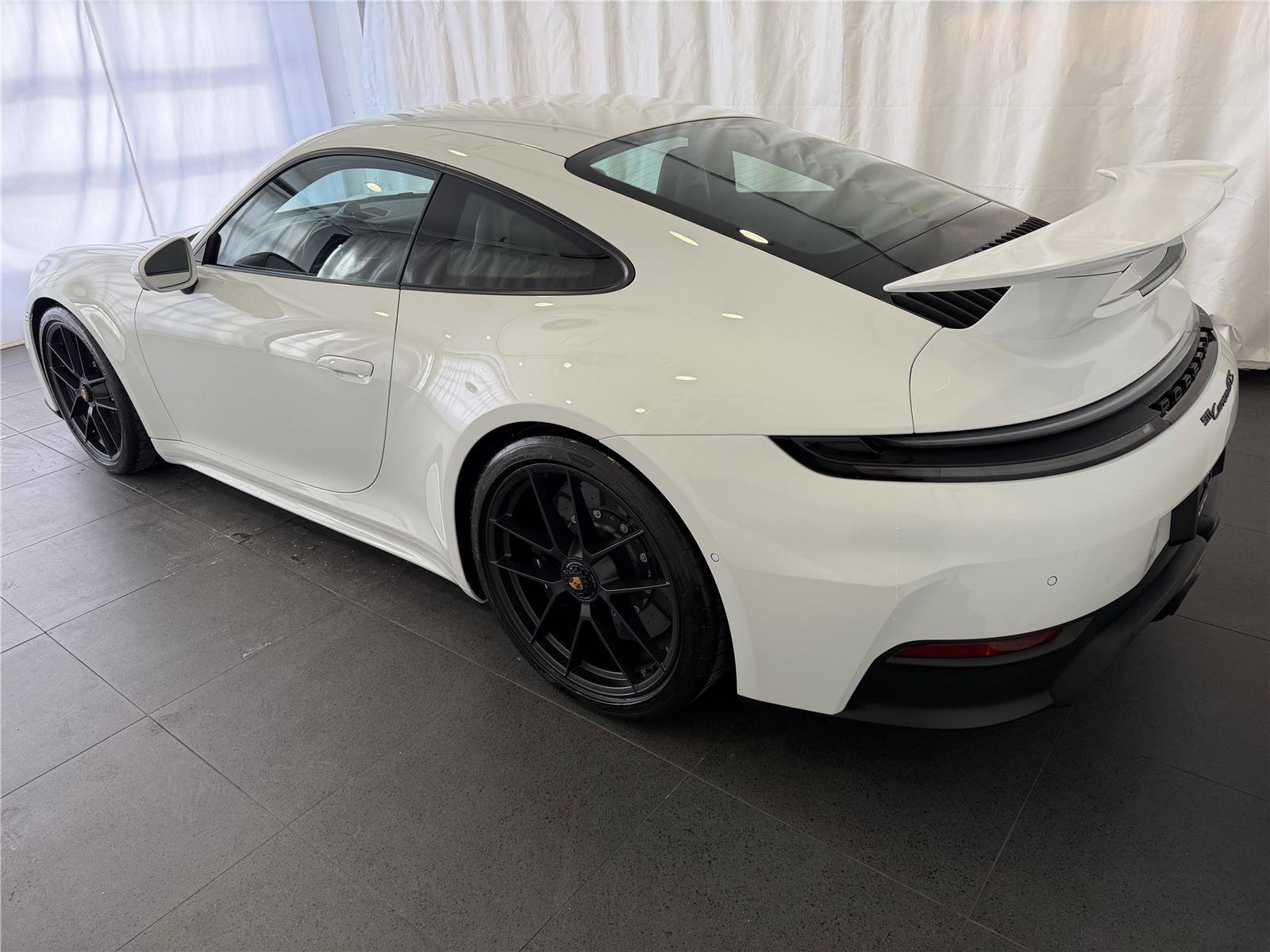 Certified 2025 Porsche 911 Carrera GTS image 3