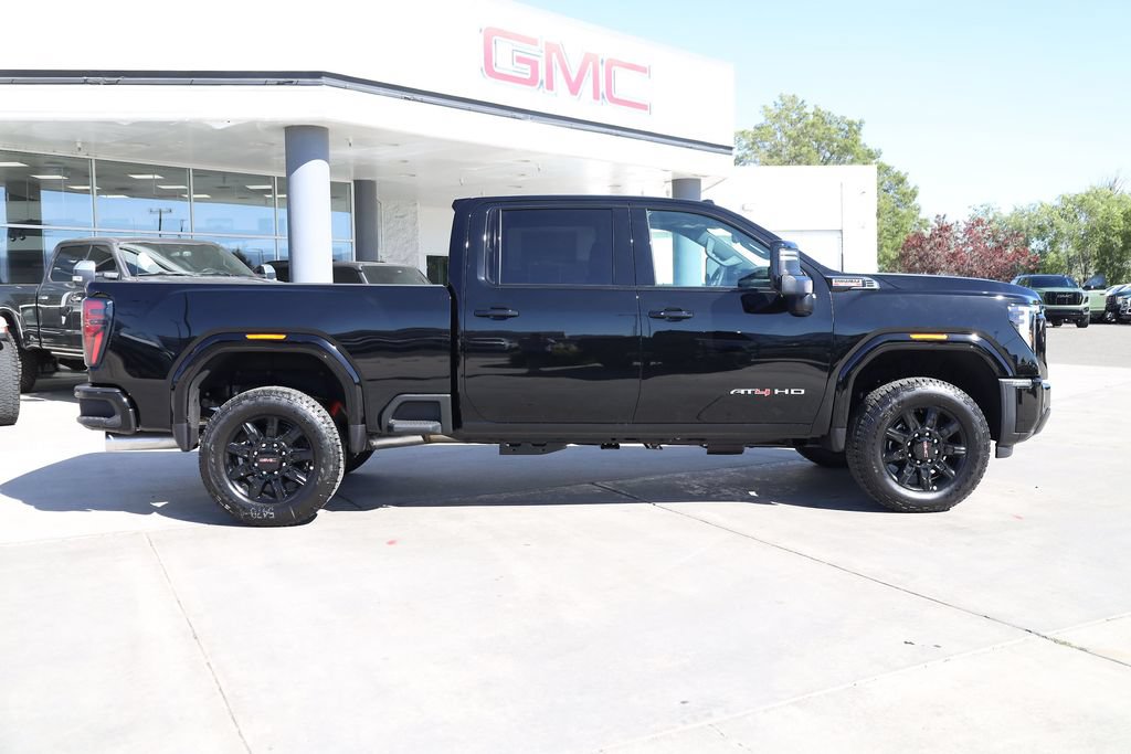 New 2026 GMC Sierra 3500 AT4 w/ AT4 Premium Plus Package AWD/4WD image 7