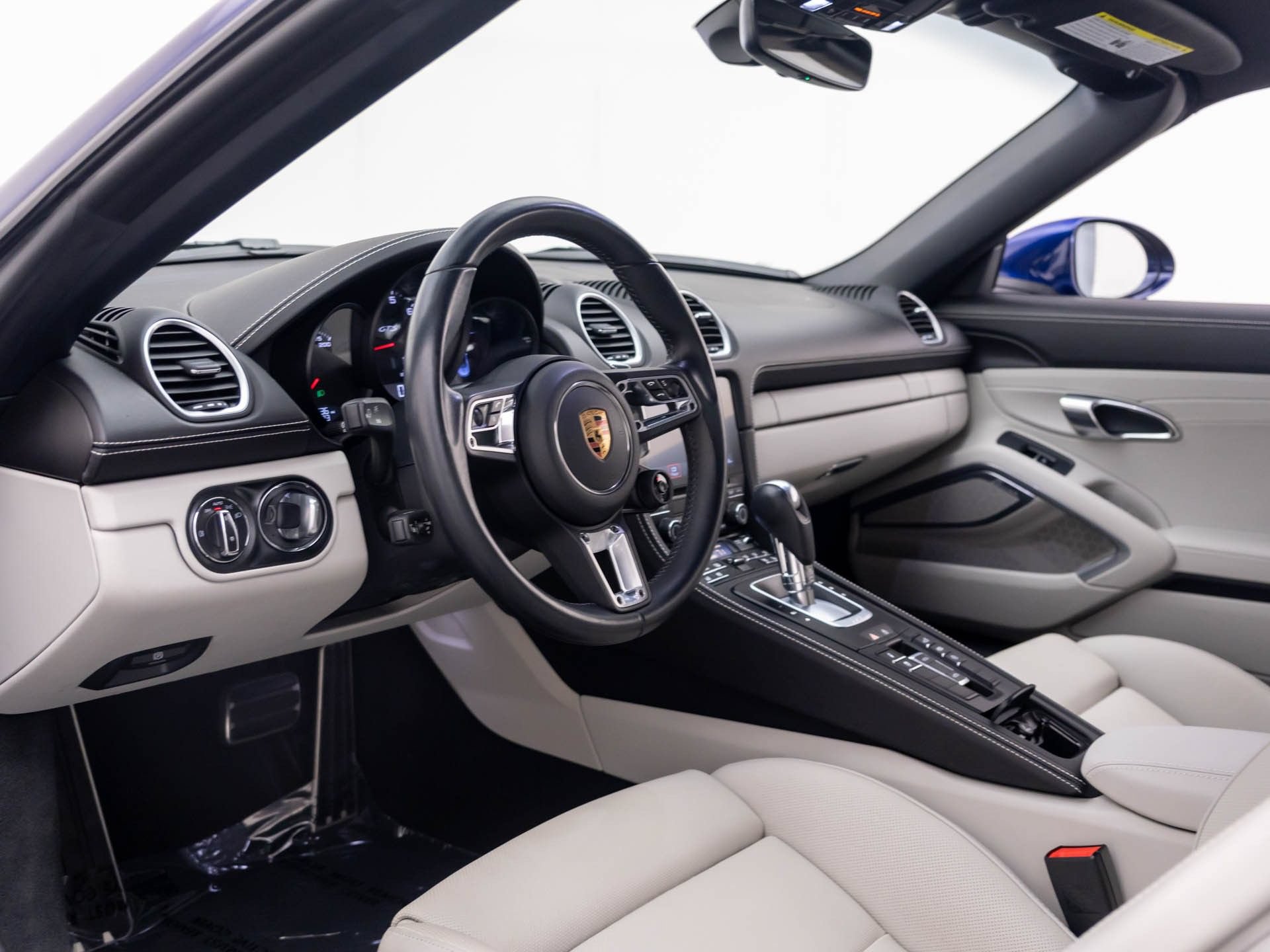 Certified 2023 Porsche 718 Boxster GTS RWD image 11