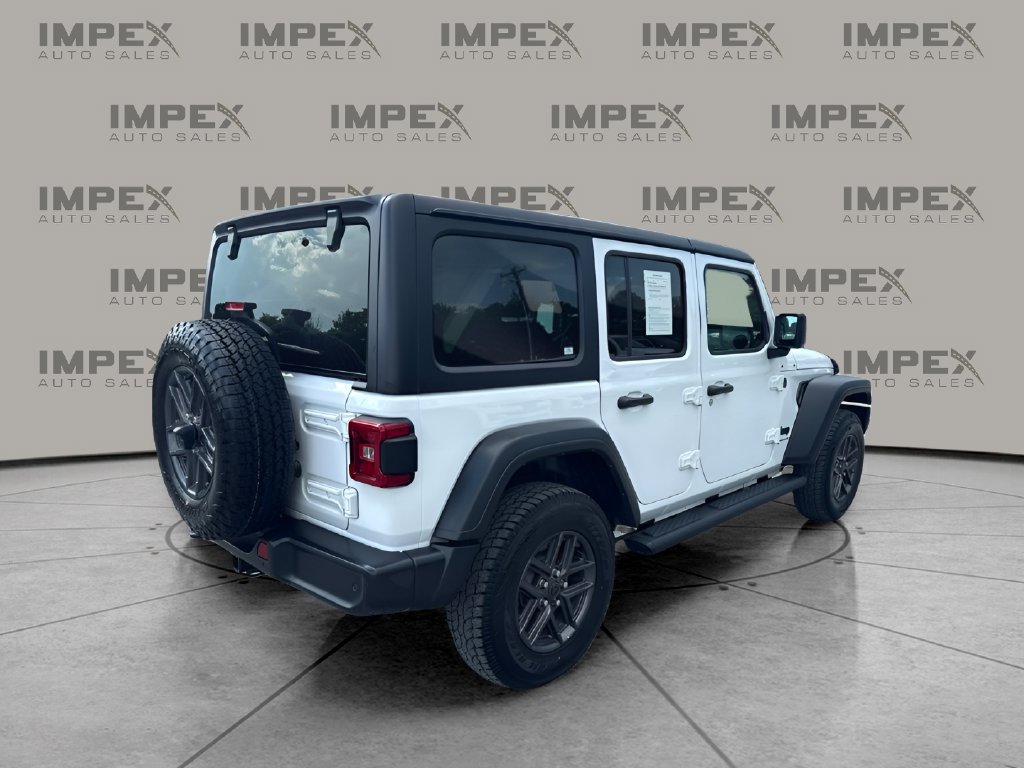 Used 2025 Jeep Wrangler Unlimited Sport AWD/4WD image 5