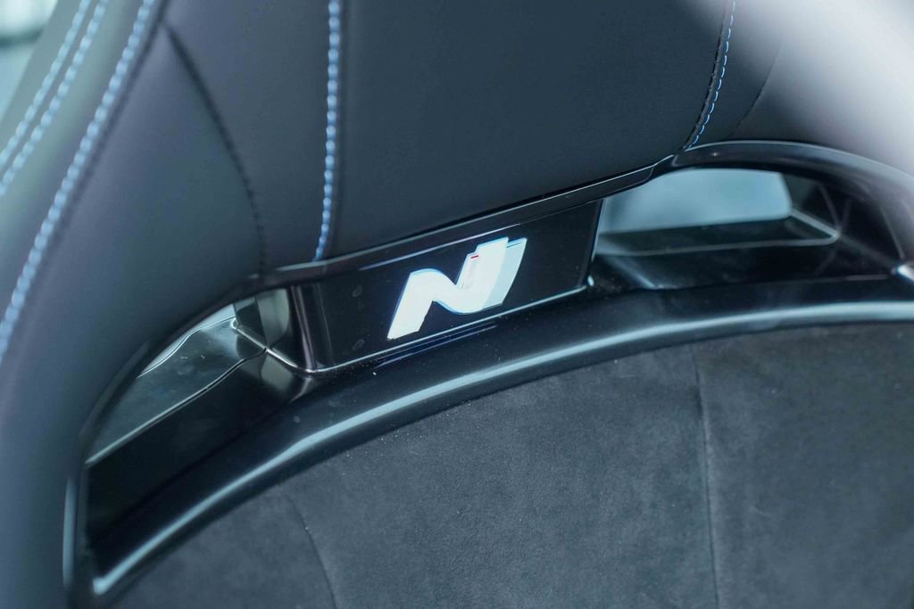 Used 2025 Hyundai Elantra N image 15