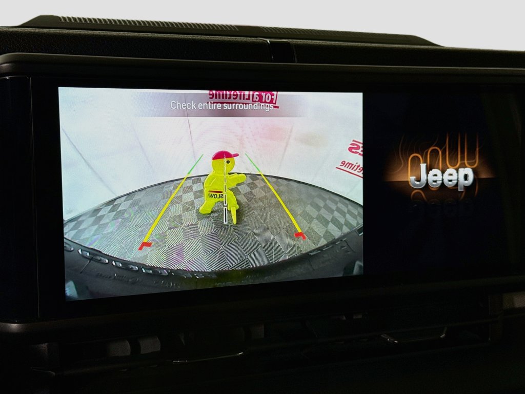 Used 2024 Jeep Wrangler Unlimited AWD/4WD image 6