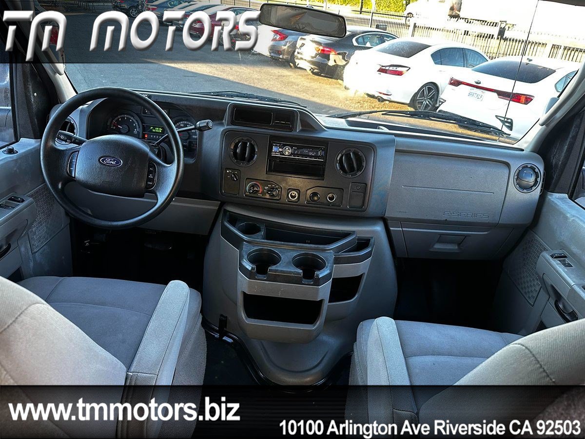 Used 2010 Ford E-250 and Econoline 250 RWD image 7