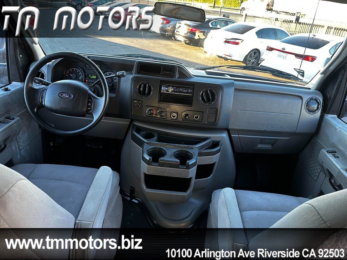 Used 2010 Ford E-250 and Econoline 250 RWD image 7