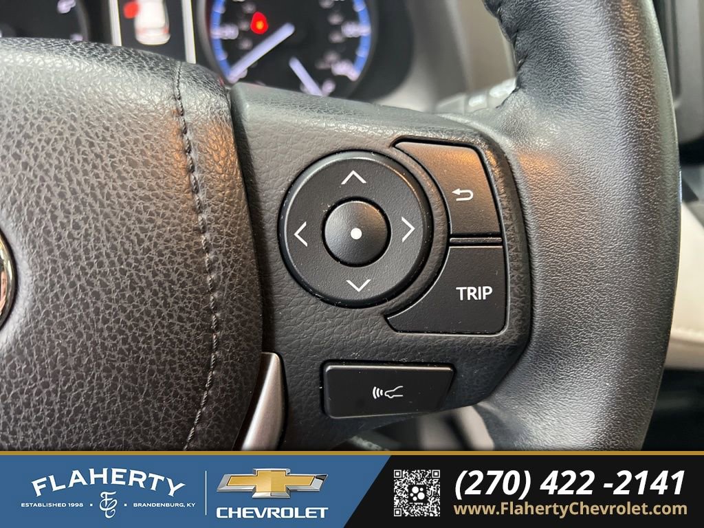 Used 2017 Toyota RAV4 XLE image 25