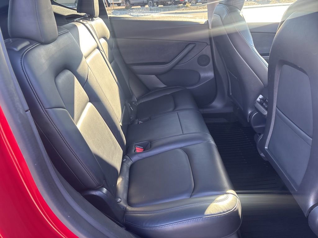 Used 2020 Tesla Model Y Long Range image 14