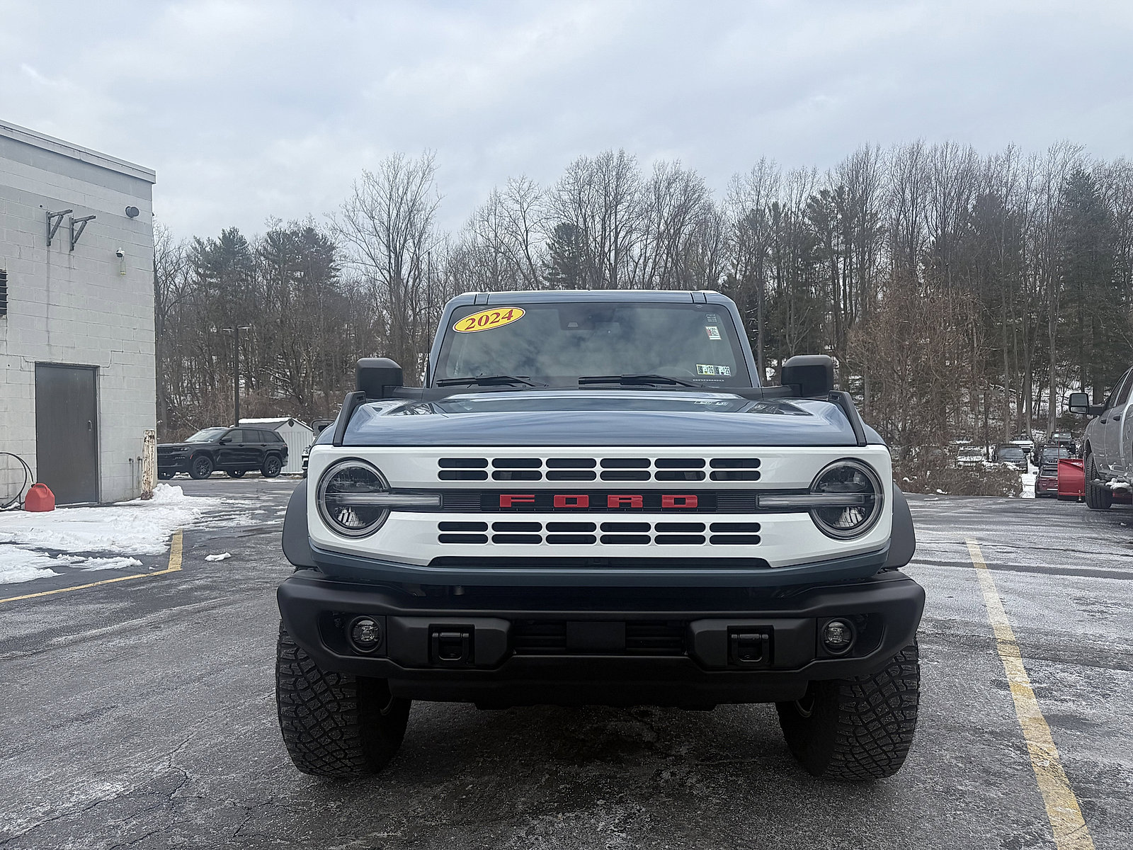 Used 2024 Ford Bronco Heritage Edition image 2