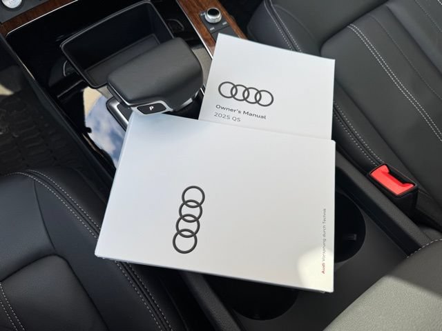 Certified 2025 Audi Q5 Premium w/ Convenience Plus Package AWD/4WD image 18