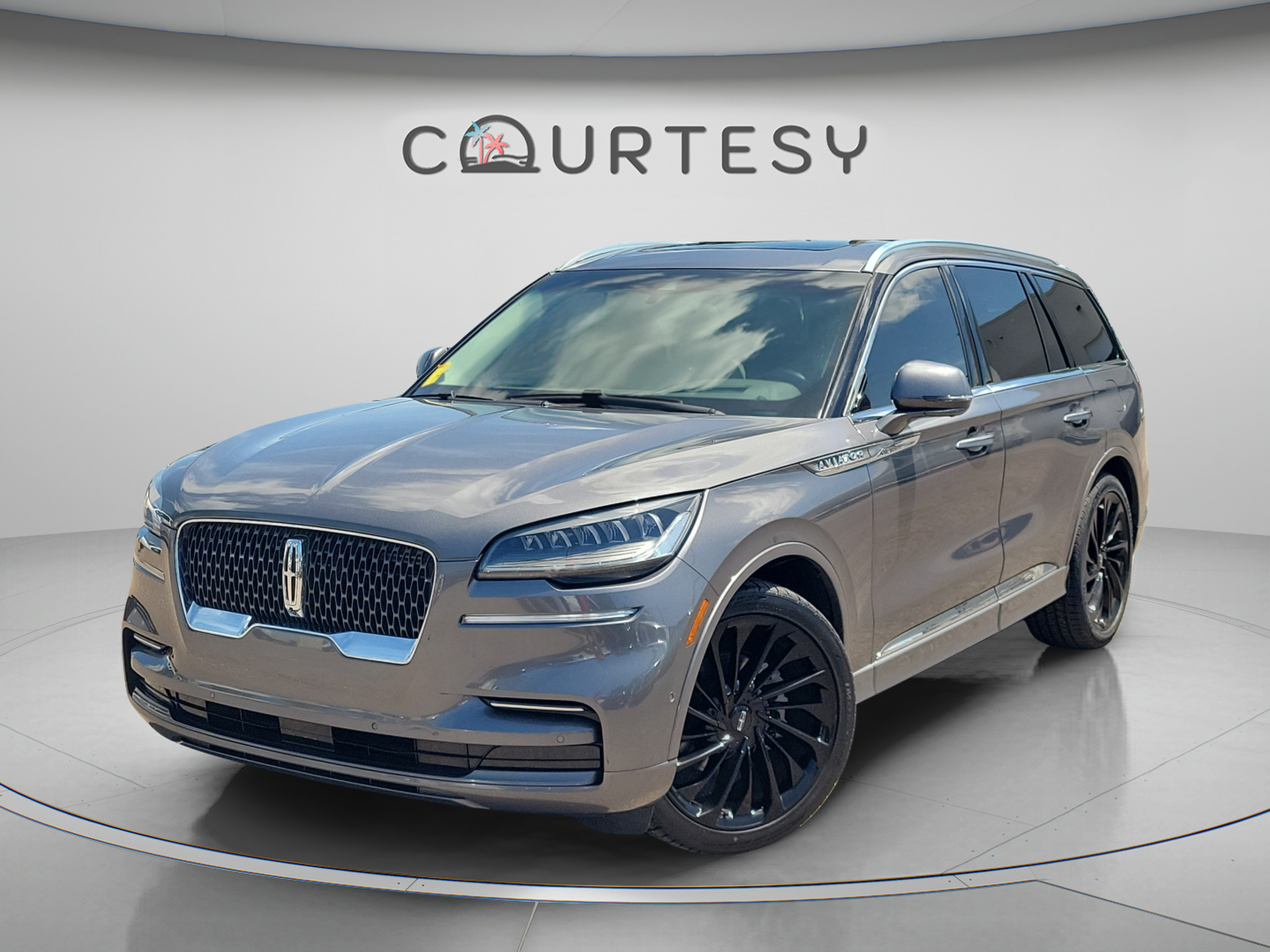 Used 2022 Lincoln Aviator Reserve w/ Equipment Group 201A RWD image 1