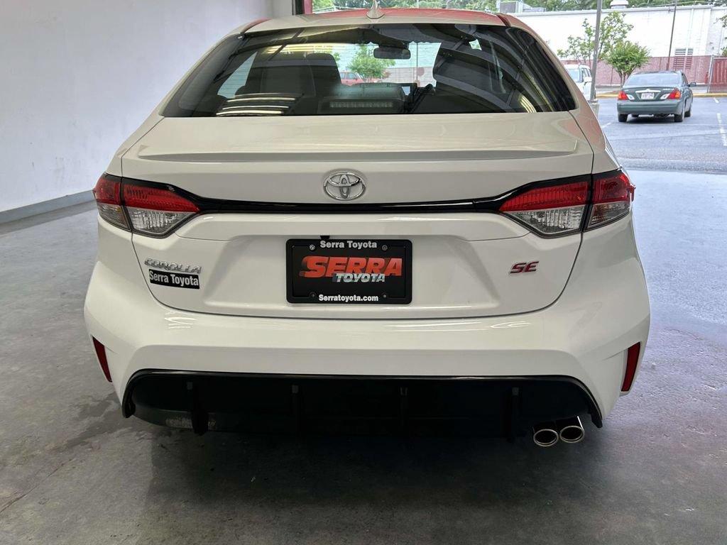 Certified 2026 Toyota Corolla SE FWD image 4