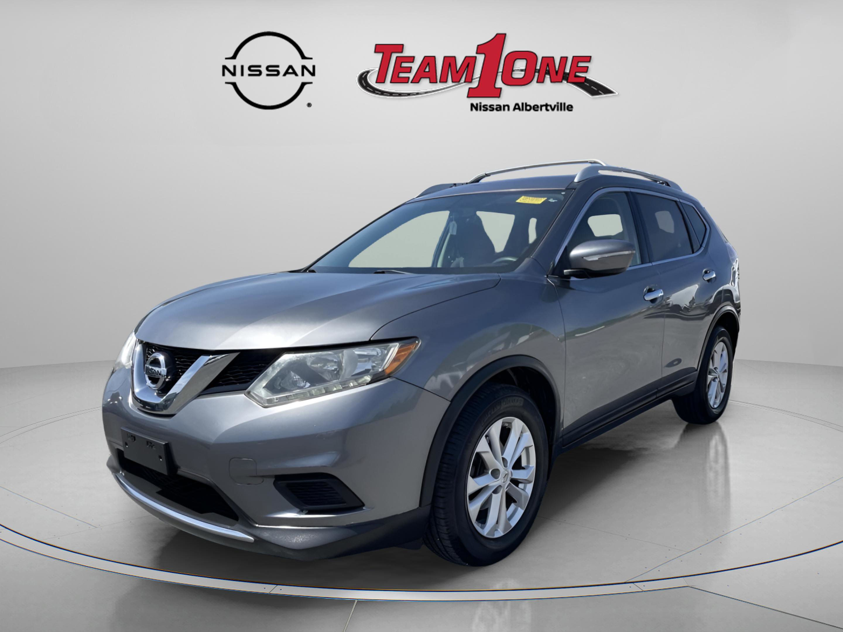 Used 2015 Nissan Rogue SV FWD image 4