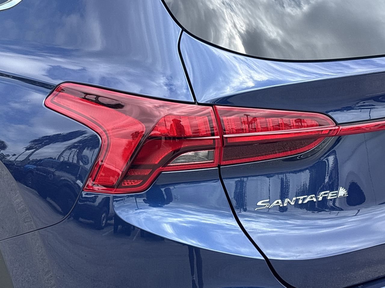 Used 2021 Hyundai Santa Fe SEL FWD image 7